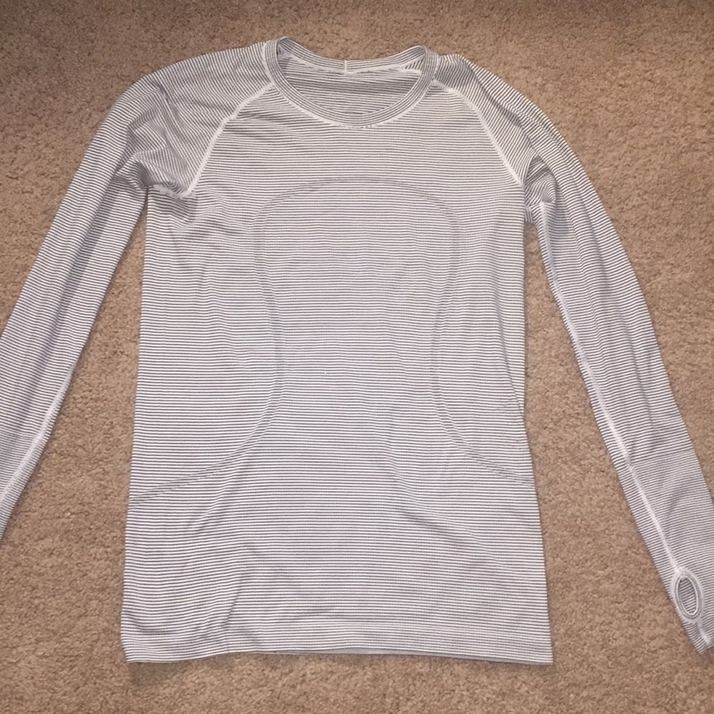 Lululemon Swiftly Tech shirt